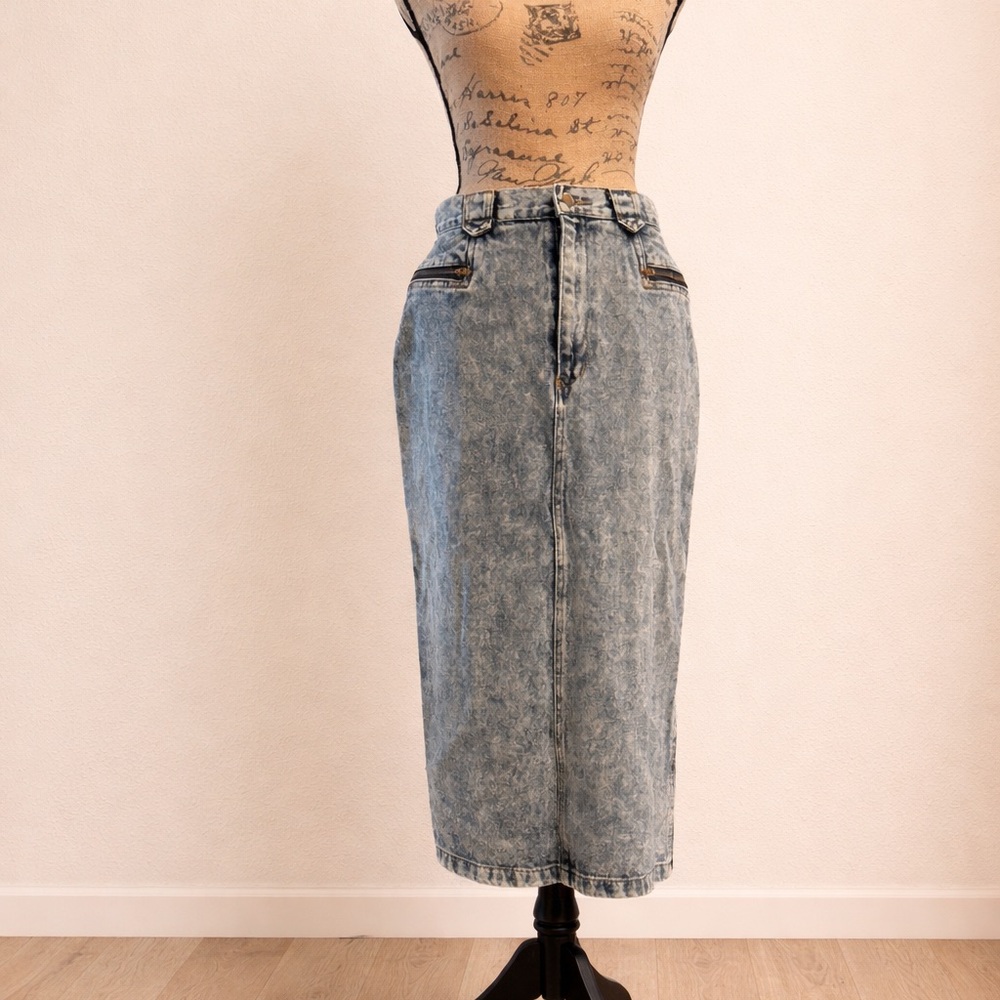 True Vintage 1980s Denim Pencil Skirt | Size 31 | High Waist | Great Condition